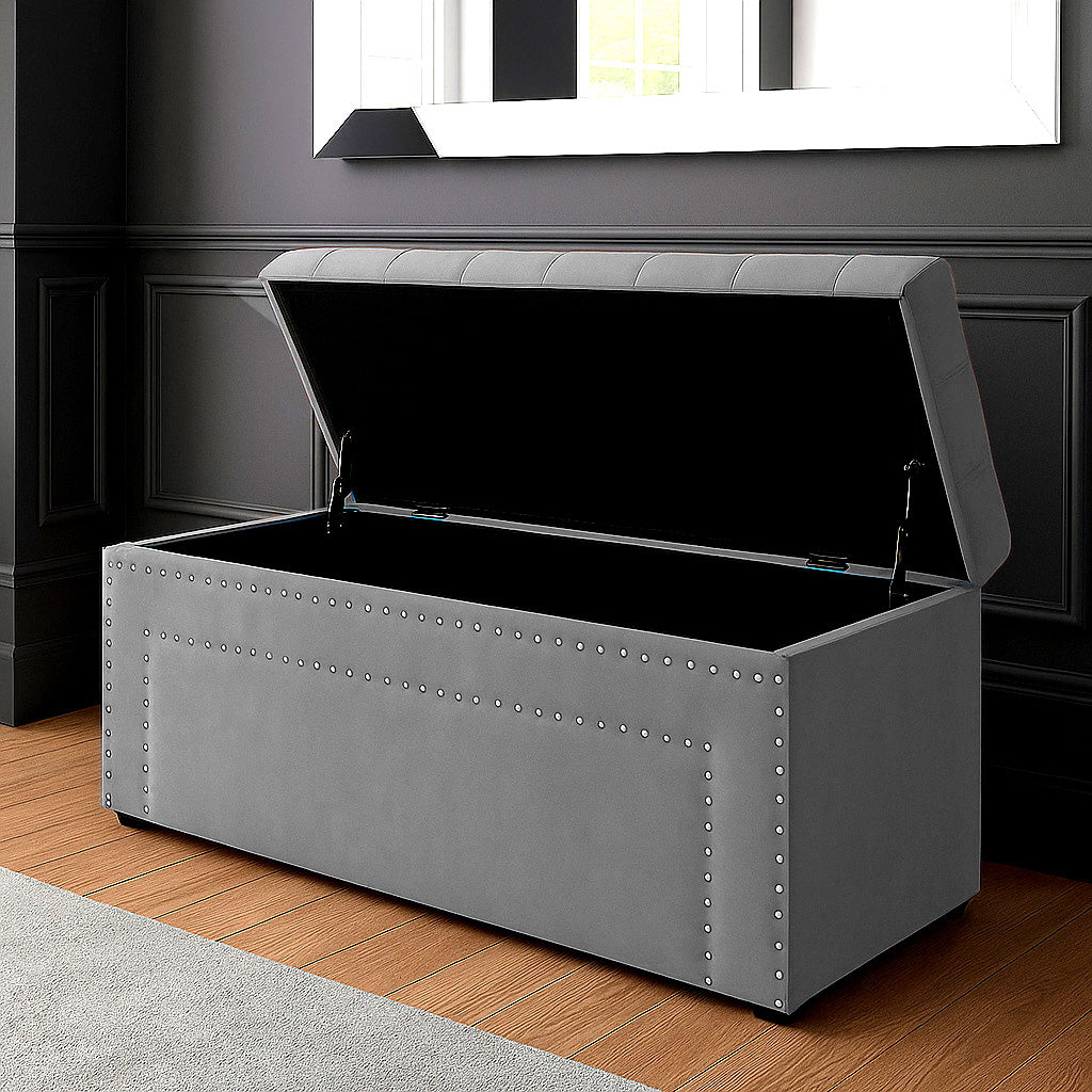 Duke Chesterfield Upholstered Blanket Box