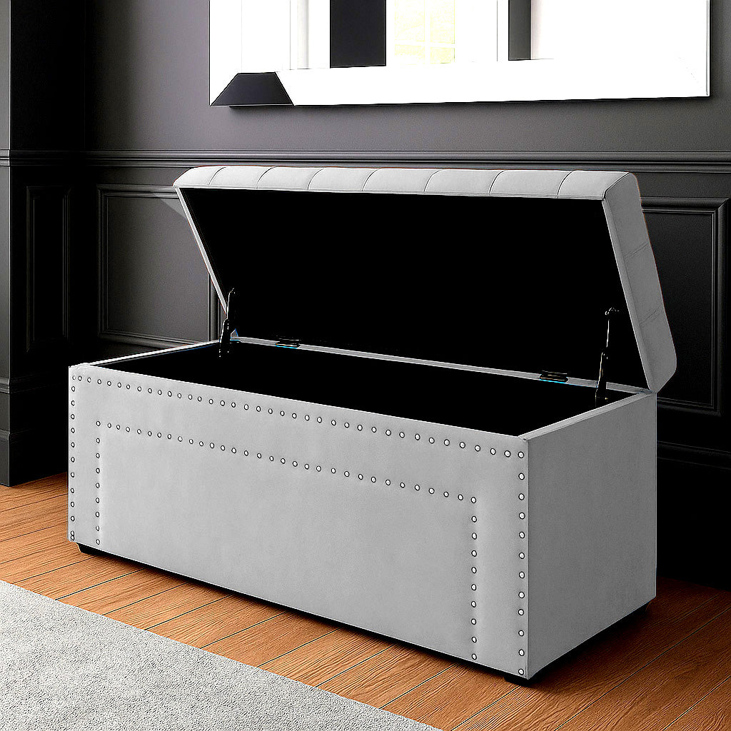 Duke Chesterfield Upholstered Blanket Box